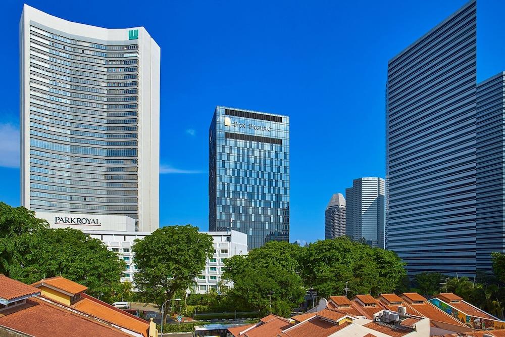 Pan Pacific Serviced Road, Singapura